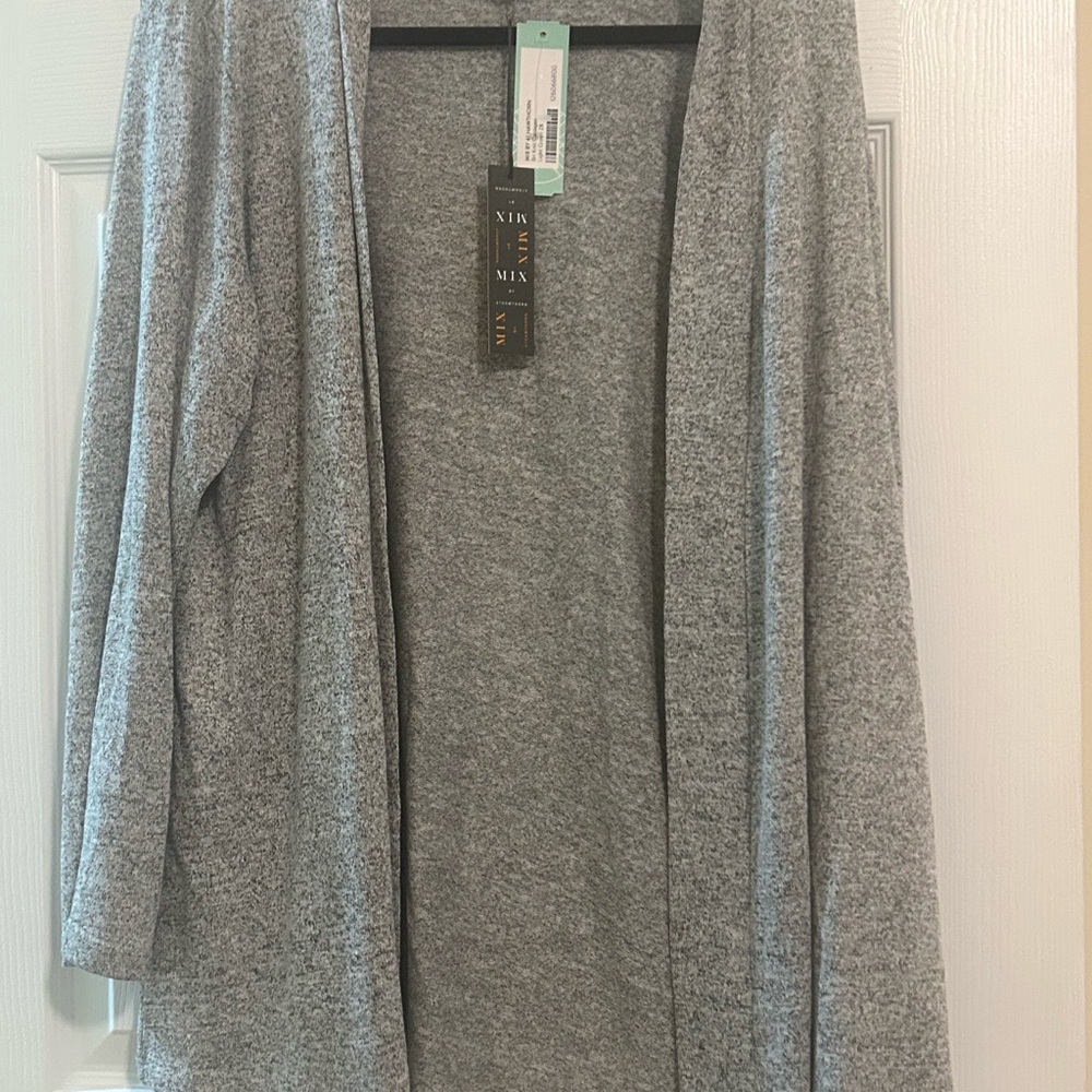 41 Hawthorn Heather Gray Cardigan